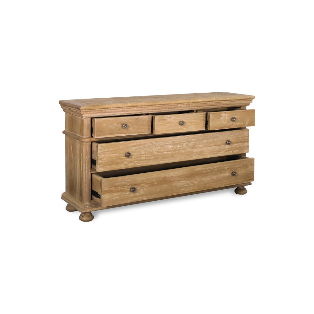 Commode Romance |  - Commodes